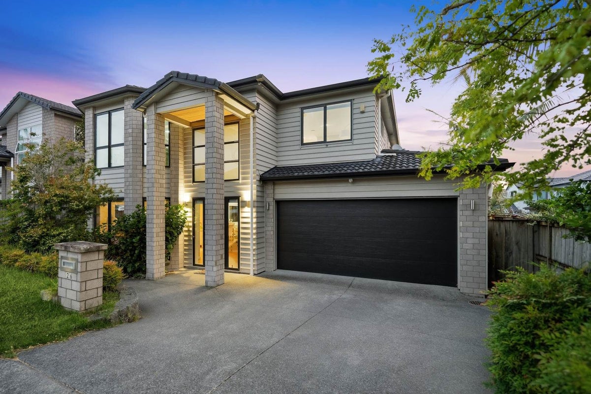 26 Castlederg Drive, Flat Bush, Auckland - Carousel 1