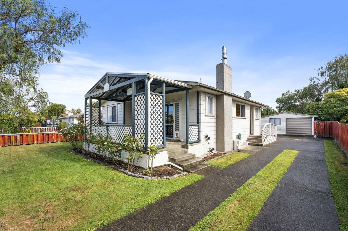 8 Ranfurly Street, Masterton, Masterton, Wellington - Carousel 1