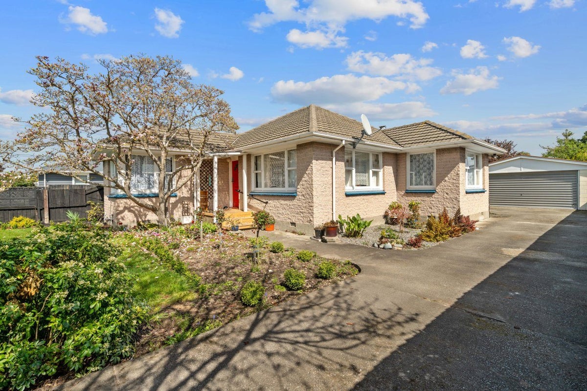 121 Marshland Road, Shirley, Christchurch - Carousel 1