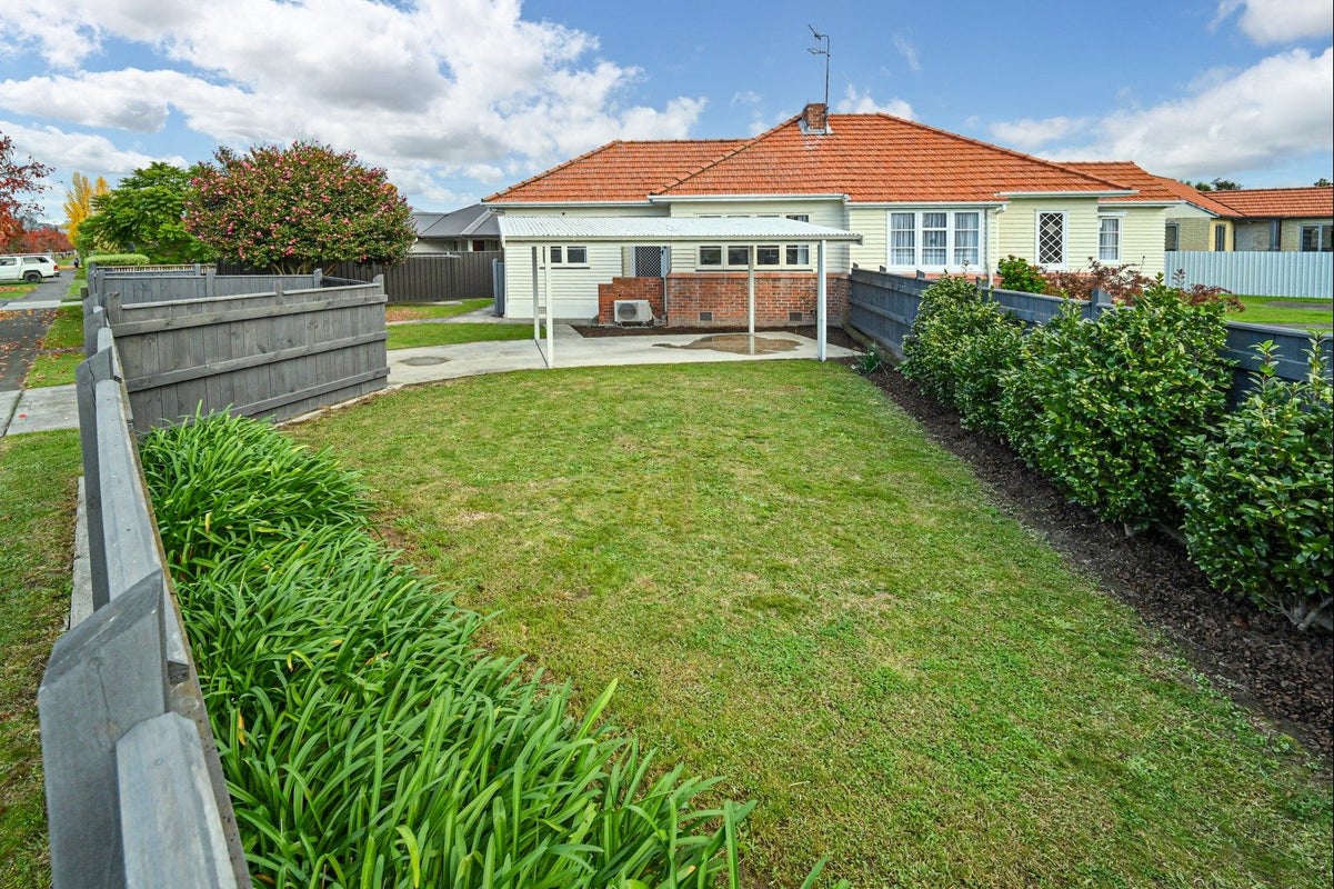 403 Akina Street, Akina, Hastings - Carousel 14