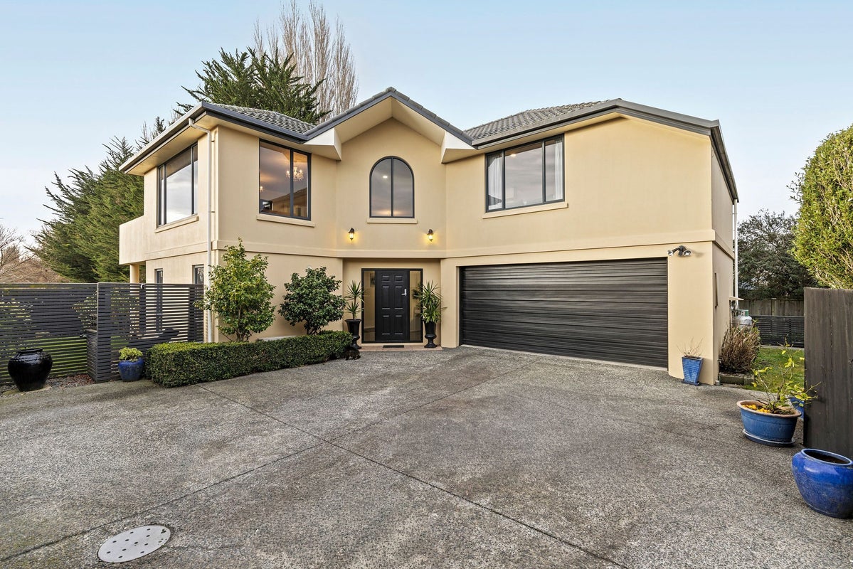 20 Claridges Road, Casebrook, Christchurch - Carousel 1