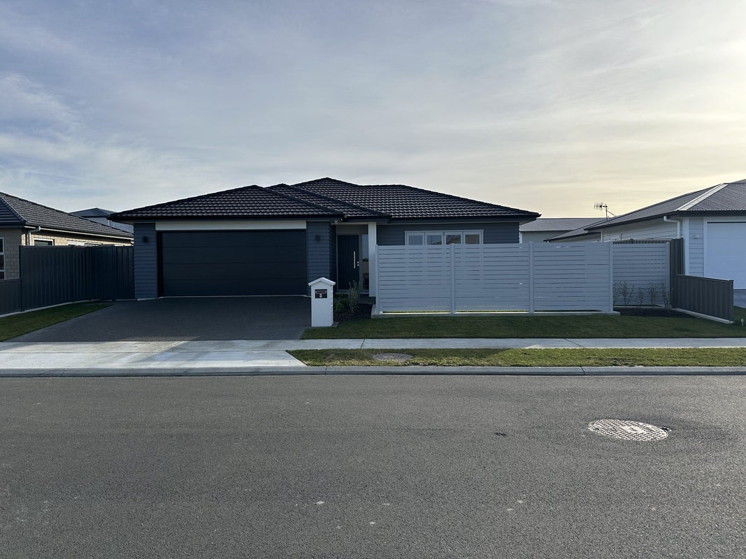 6 Cassin Place, Taradale, Napier - Carousel 1