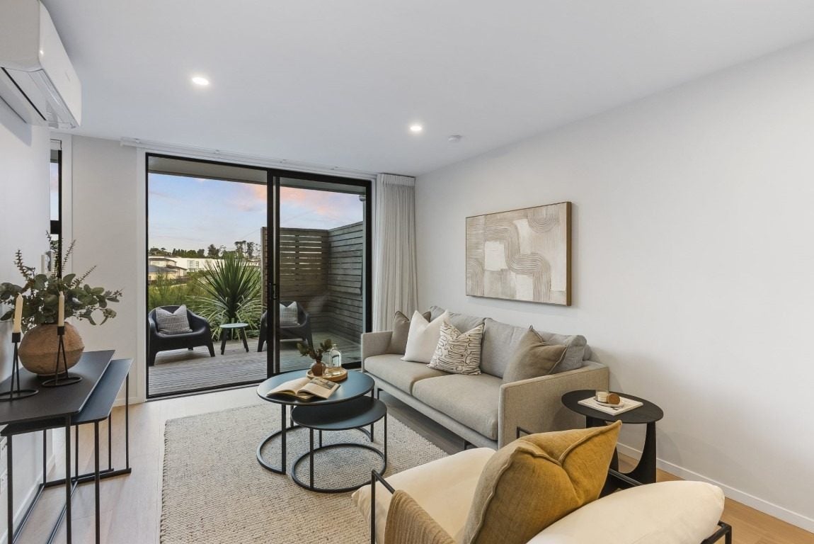 7/47 Freeland Avenue, Mount Roskill, Auckland - Carousel 1