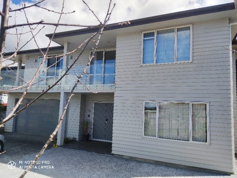 14 Hilton Close, Fairview Heights, Auckland - Carousel 2