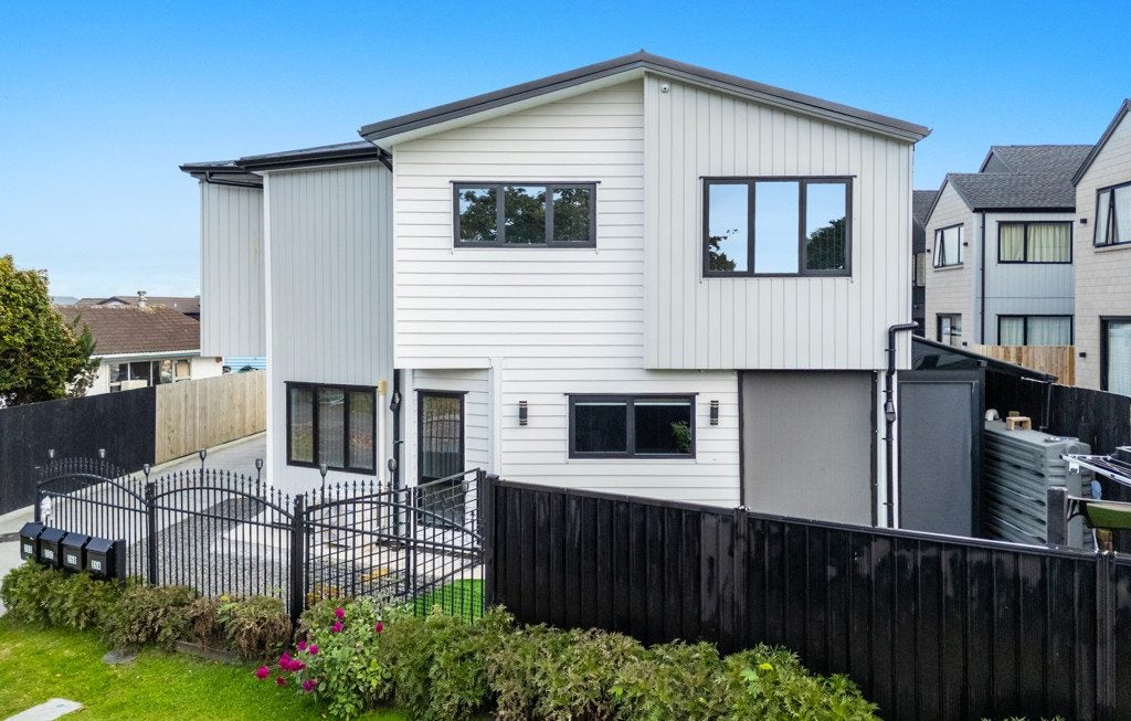 25A Leaver Place, Weymouth, Auckland - Carousel 2