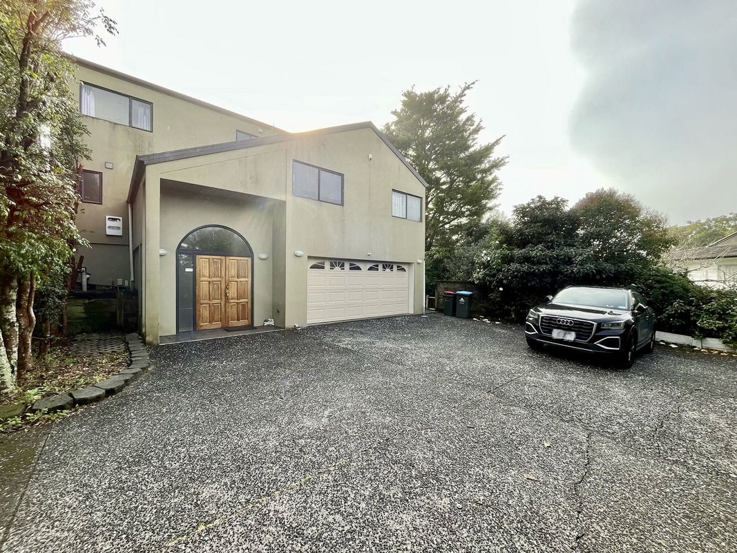 18B Loch Street, Remuera, Auckland - Carousel 2