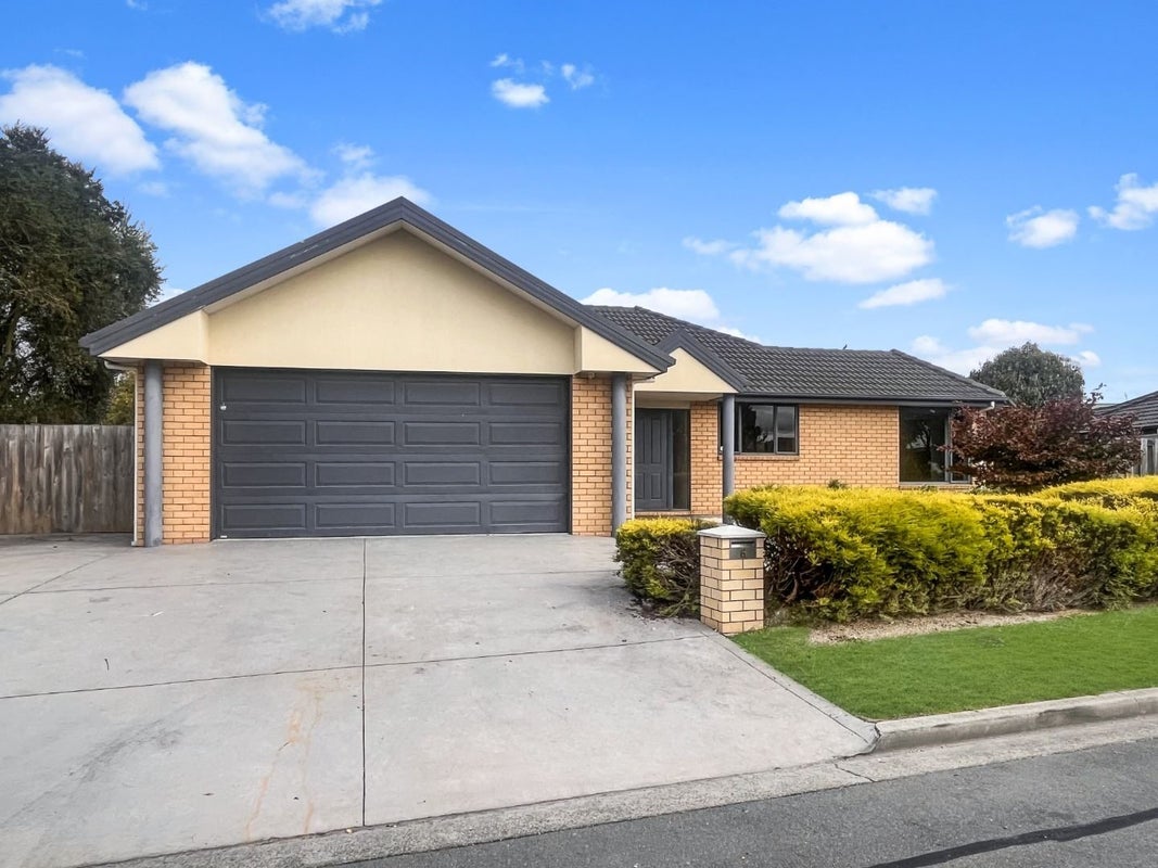 6 Joe Burns Place, Wigram, Christchurch - Carousel 1