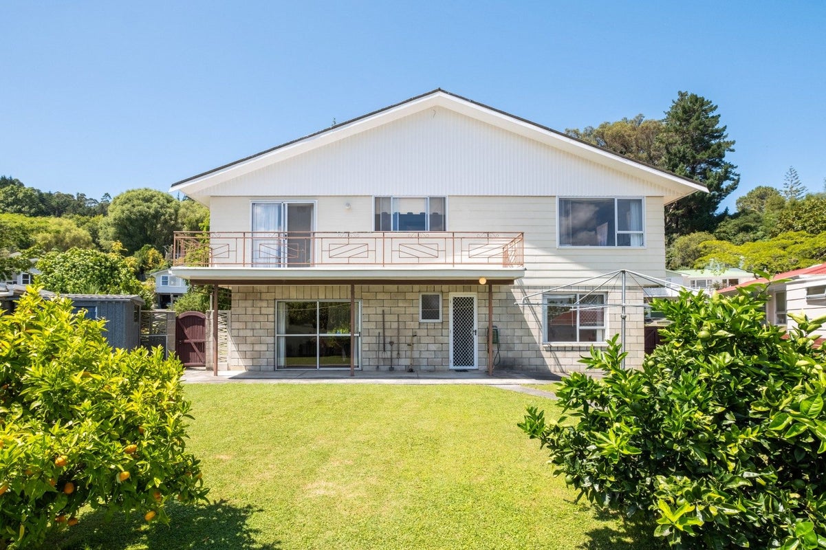 20 Seddon Crescent, Whataupoko, Gisborne - Carousel 1