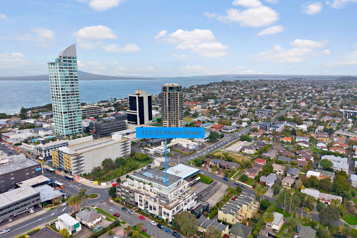 111/16 Huron Street, Takapuna, Auckland - Carousel 20
