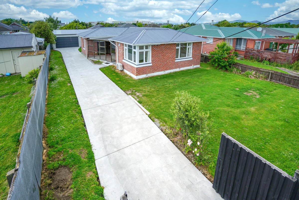 32 Hope Street, Shirley, Christchurch - Carousel 1
