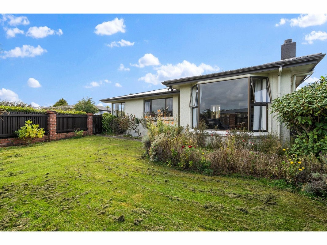 9 Rowan Street, Hargest, Invercargill - Carousel 1