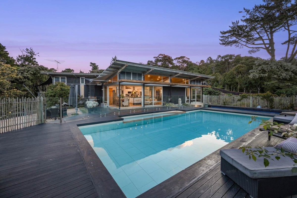 361H Paremoremo Road, Paremoremo, Auckland - Carousel 1