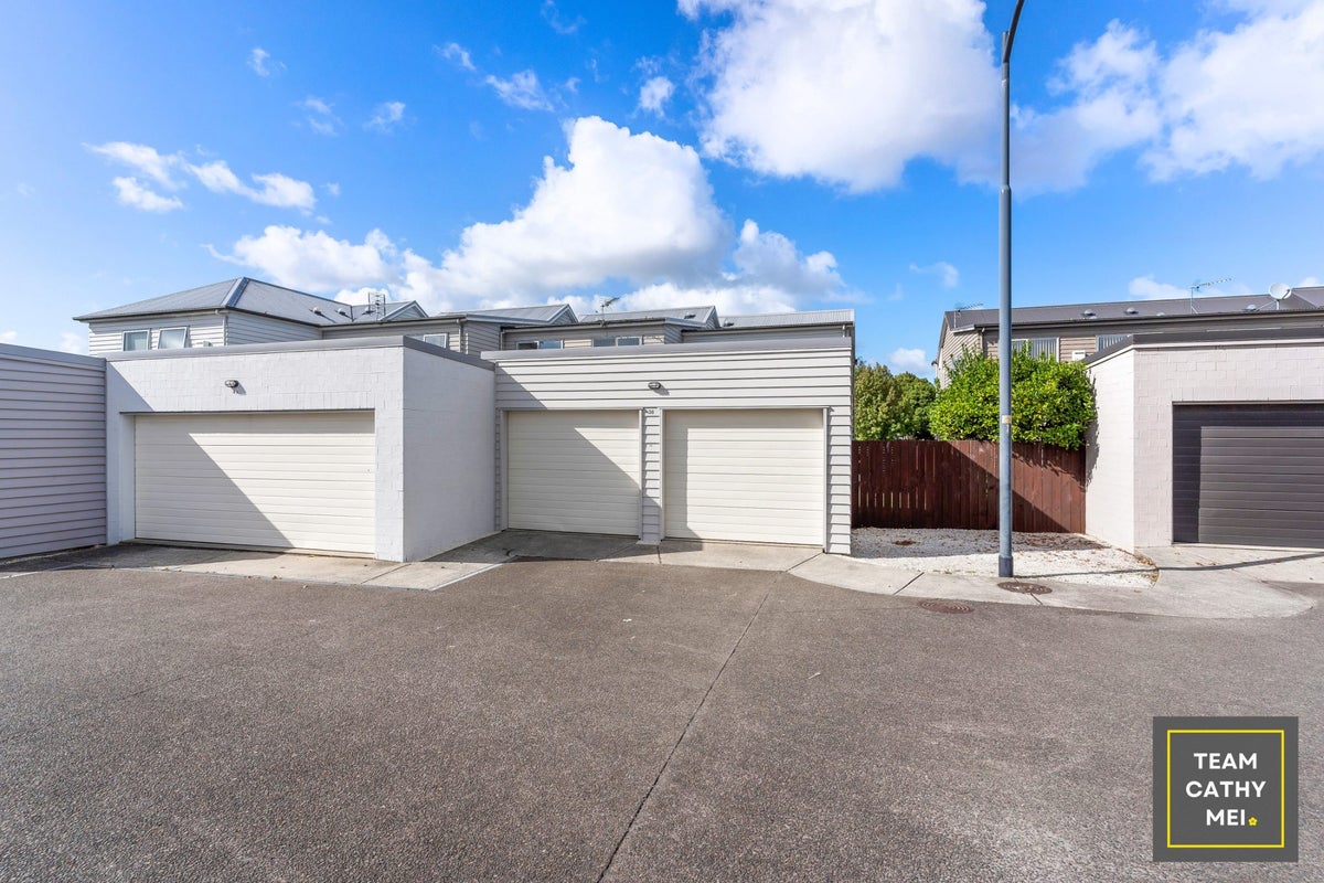 38 Kuaka Drive, Takanini, Auckland - Carousel 2