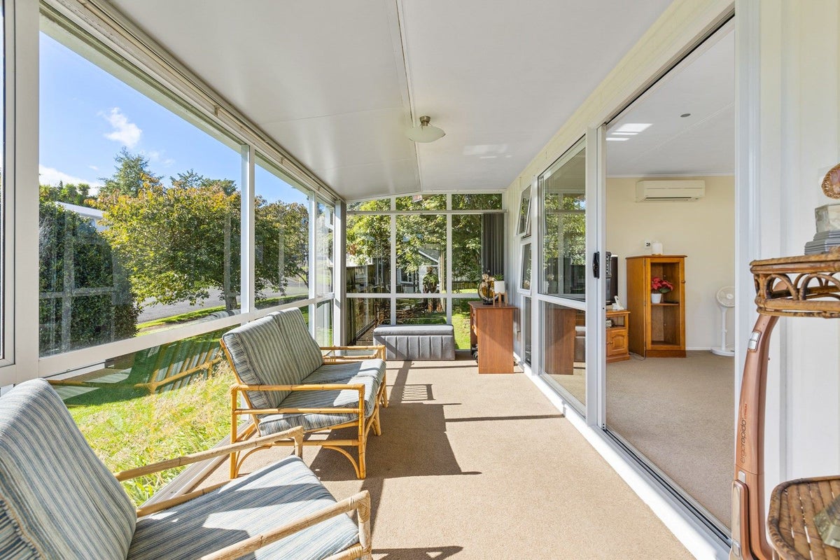 15 Nash Street, Marfell, New Plymouth - Carousel 2
