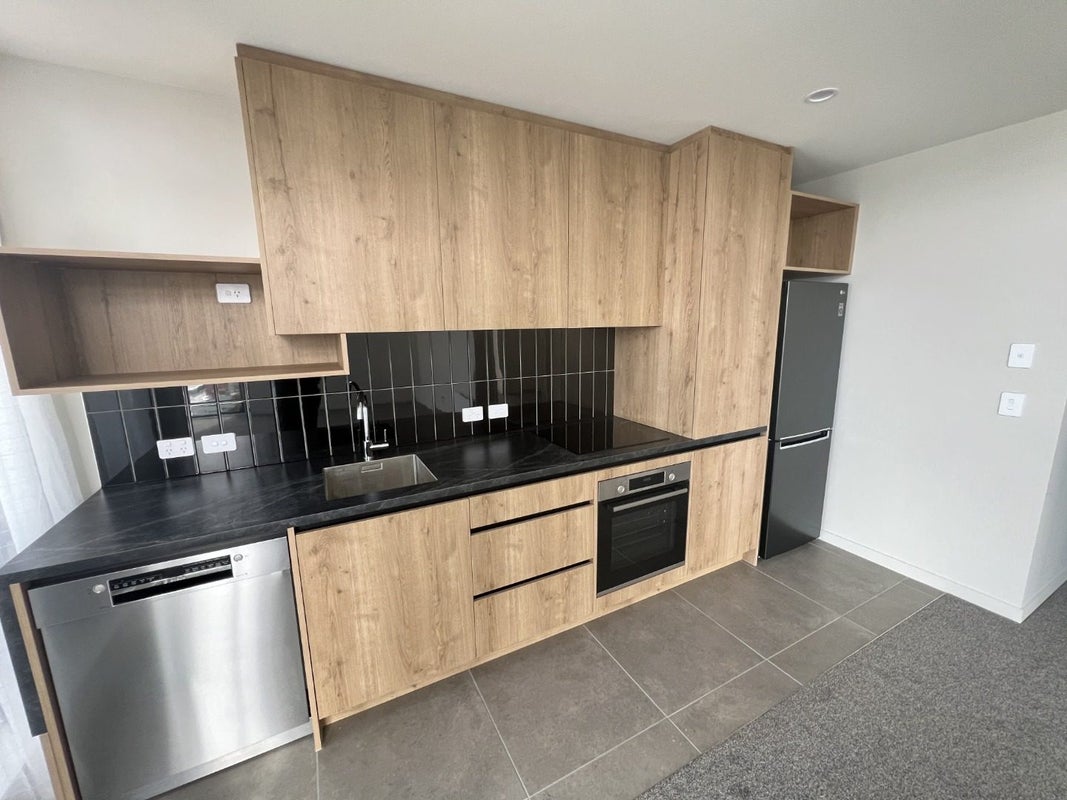 1002/212 Willis Street, Te Aro, Wellington - Carousel 2