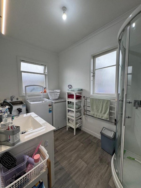 400 Park Road South, Akina, Hastings - Carousel 8