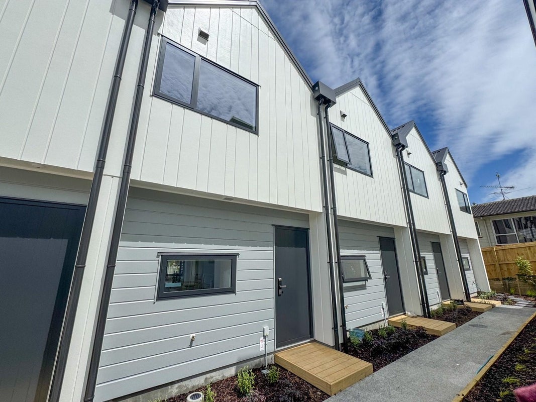 30D Flaxdale Street, Birkdale, Auckland - Carousel 11