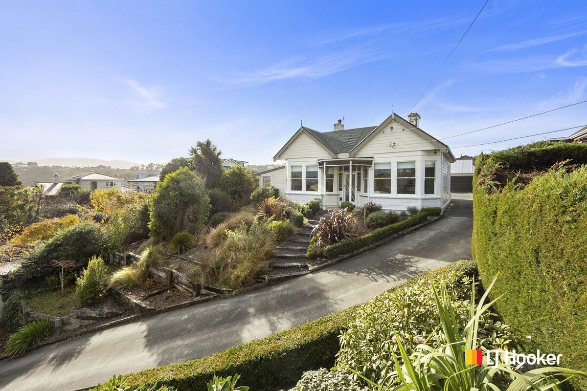45 Cranston Street, Andersons Bay, Dunedin - Carousel 1