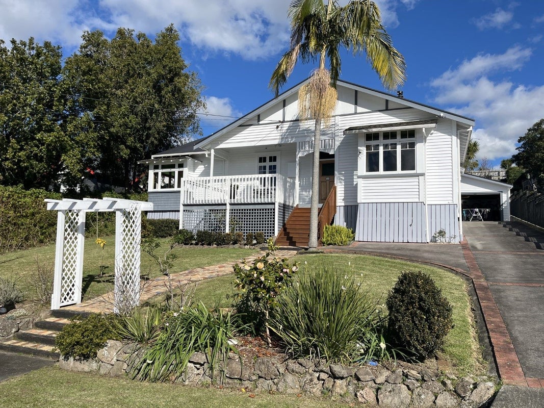 33 Kauika Road, Avenues, Whangarei - Carousel 1