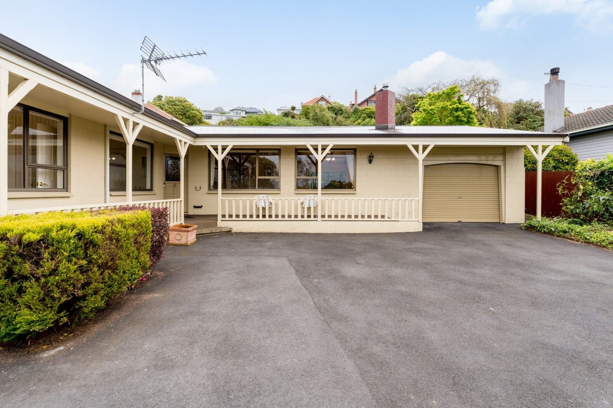 21 Pacific Street, Roslyn, Dunedin - Carousel 1