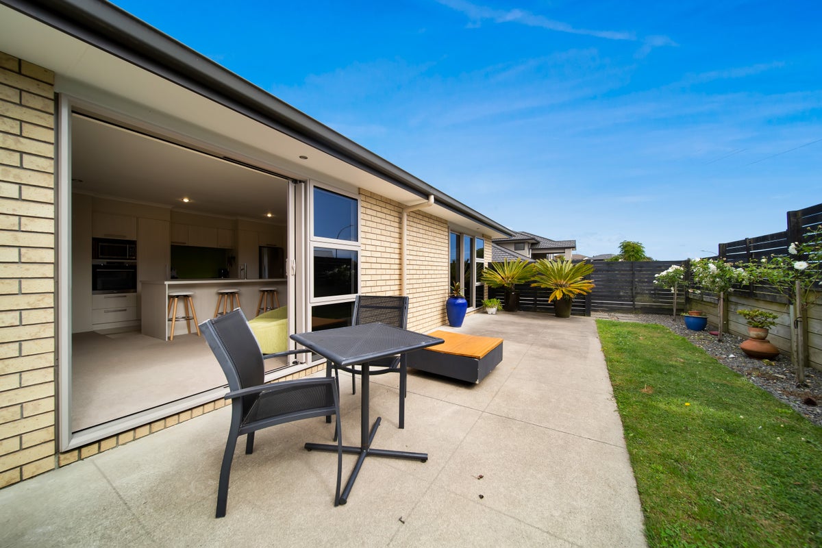 13B Heta Road, Highlands Park, New Plymouth - Carousel 19