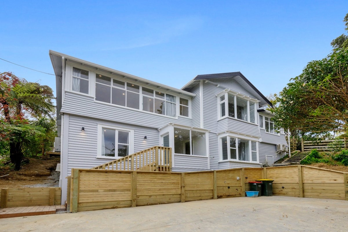 11 Wairere Road, Belmont, Lower Hutt - Carousel 1