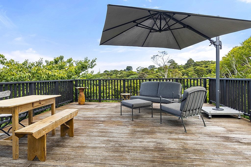 20 Hekerua Road, Oneroa, Waiheke Island - Carousel 2
