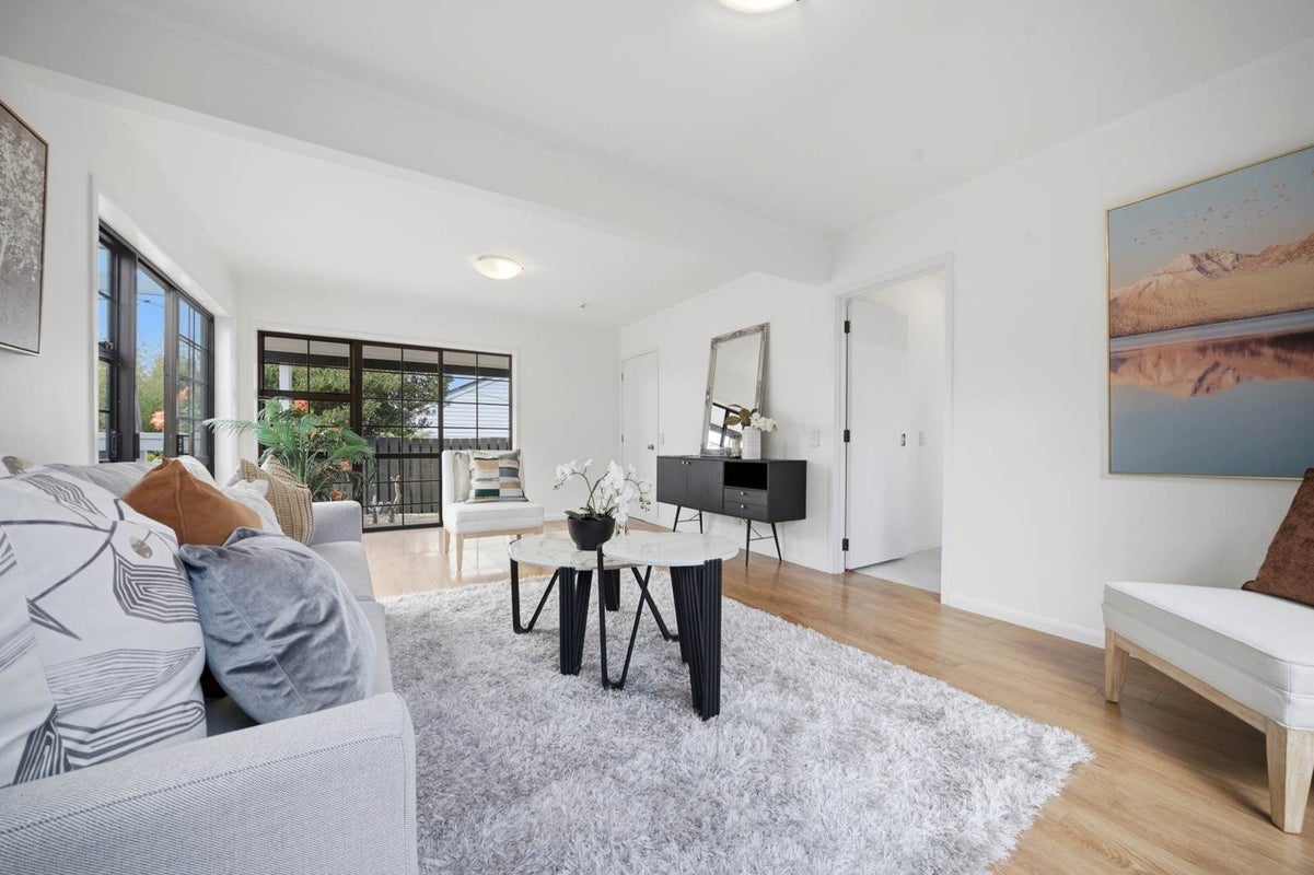 2/189 Onewa Road, Birkenhead, Auckland - Carousel 2