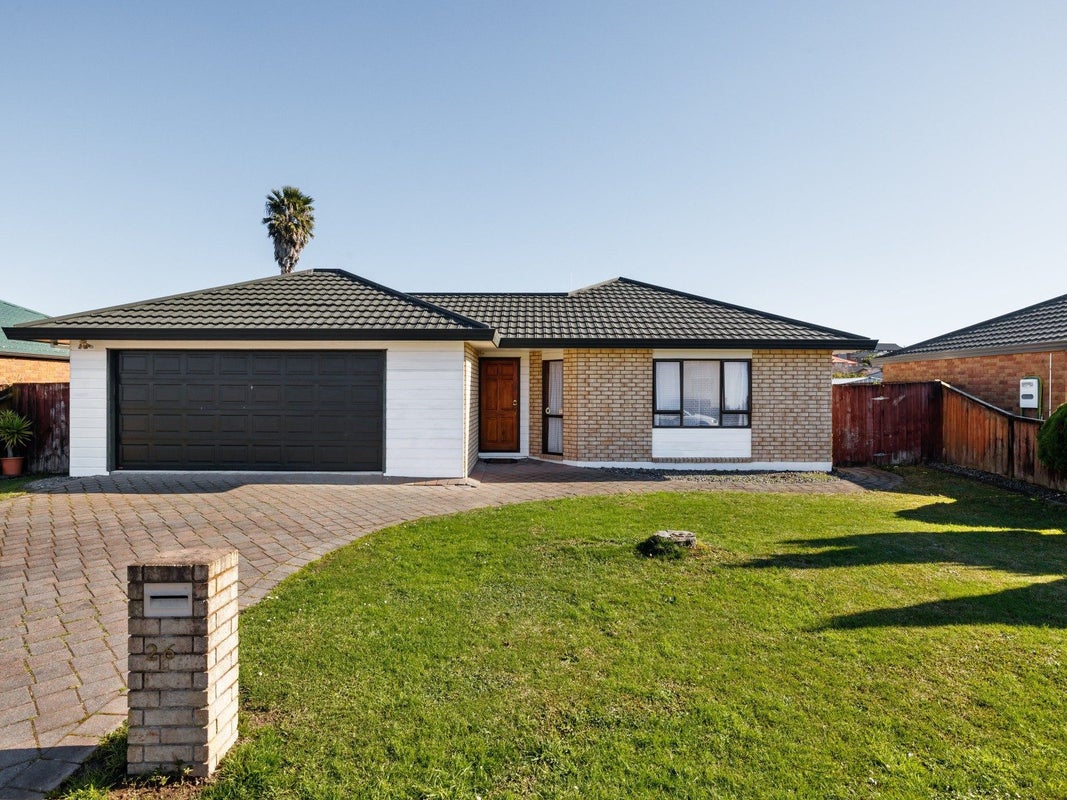26 Farnborough Drive, Nawton, Hamilton - Carousel 1