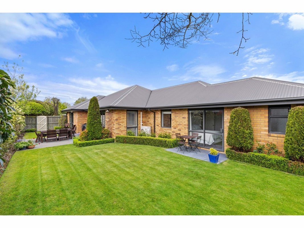 30 Coolspring Way, Redwood, Christchurch - Carousel 2