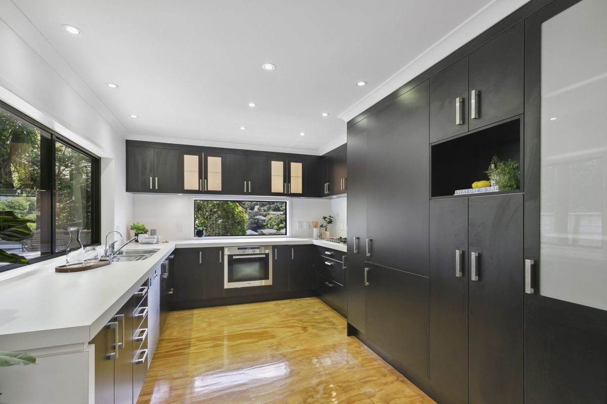 30A Rothsay Road, Ngaio, Wellington - Carousel 1