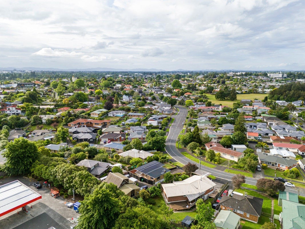 68 Mansel Avenue, Hillcrest, Hamilton - Carousel 3