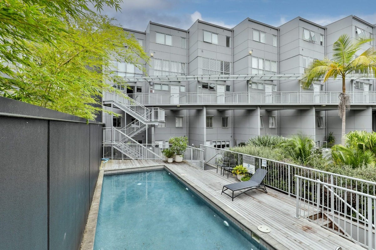 1N/10 Beaumont Street, Freemans Bay, Auckland - Carousel 1