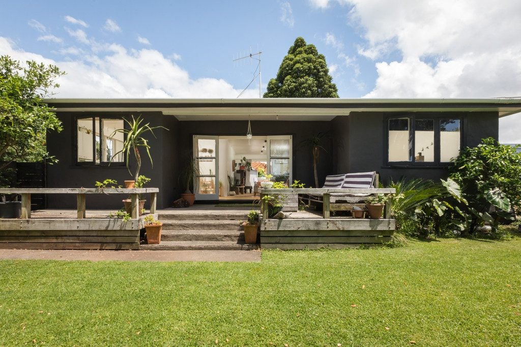 11 Roretana Drive, Athenree, Katikati - Carousel 2