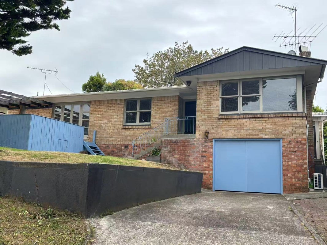 3 Eaglen Place, Howick, Auckland - Carousel 1