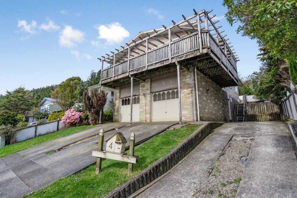 4 Trelawney Road, Wainuiomata, Lower Hutt - Carousel 1