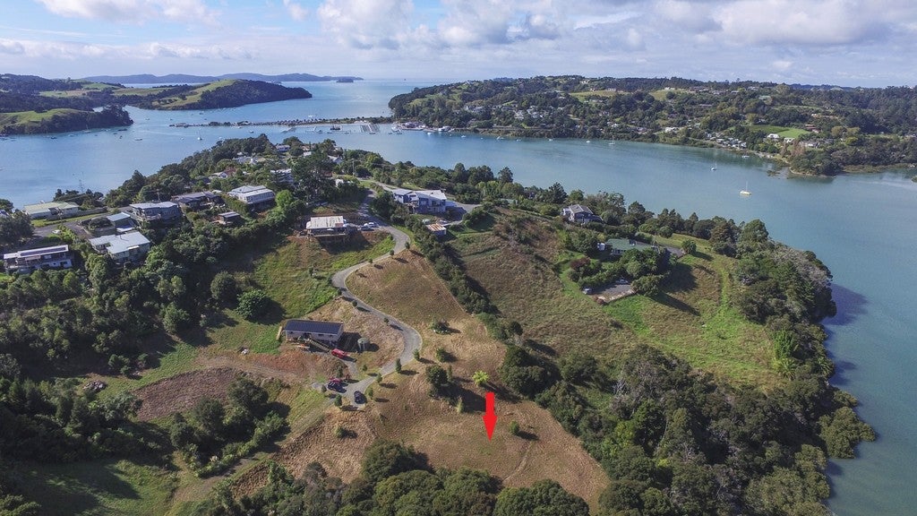 22 Green Road, Warkworth - Carousel 1