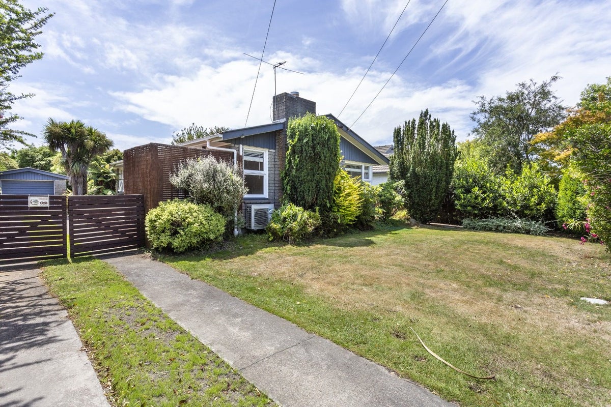 71 Mooray Avenue, Bishopdale, Christchurch - Carousel 1