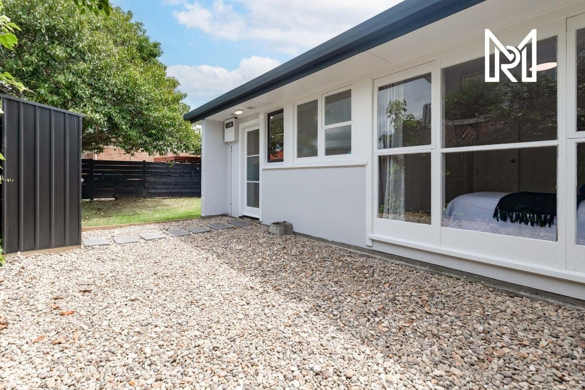 5/43 Cameron Road, Hamilton East, Hamilton - Carousel 1
