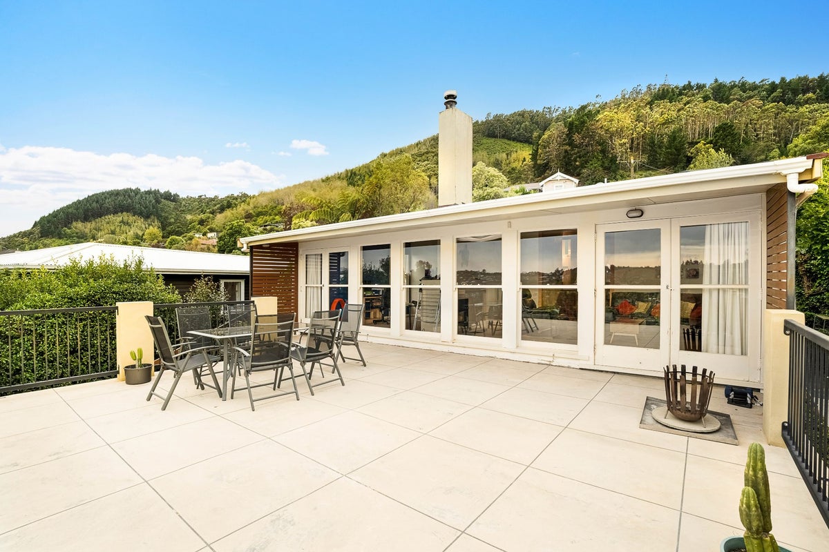 57 Campbell Street, Nelson South, Nelson - Carousel 1