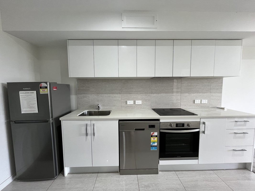 112/8 Gray Avenue, Mangere East, Auckland - Carousel 2