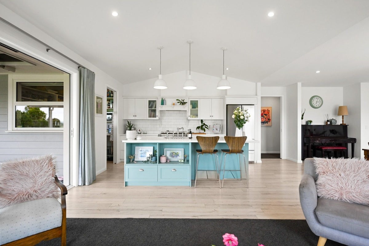 171B Hoeka Road, Matangi, Hamilton - Carousel 2