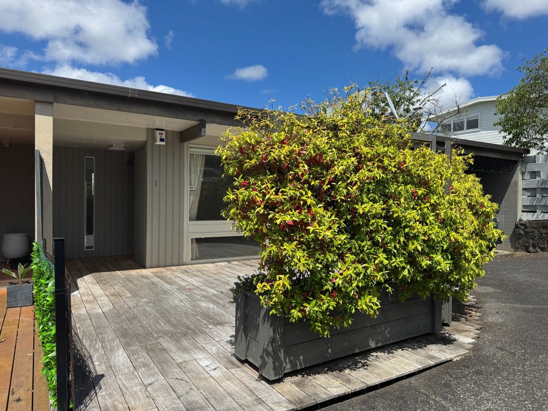 1/46 Thatcher Street, Mission Bay, Auckland - Carousel 1
