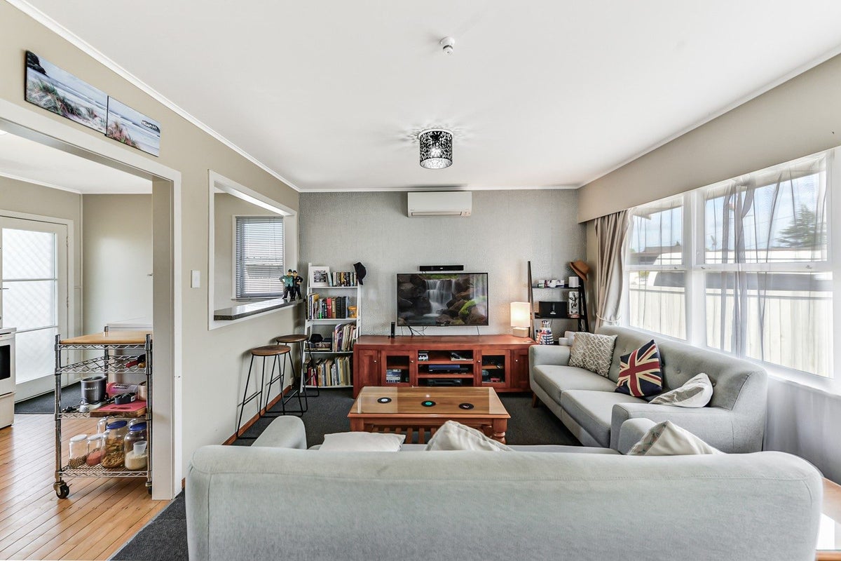 270A Clyde Street, Hamilton East, Hamilton - Carousel 2
