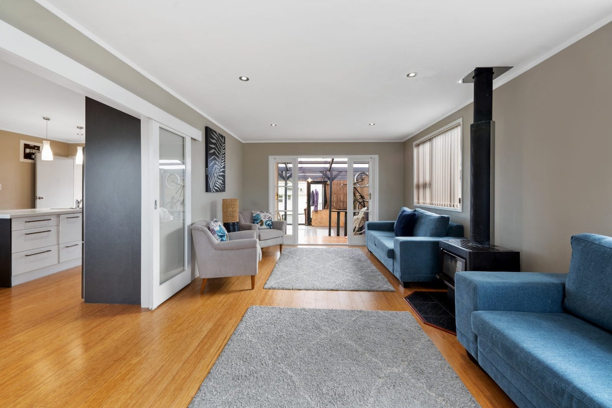 224 Hillside Road, Papatoetoe, Auckland - Carousel 2