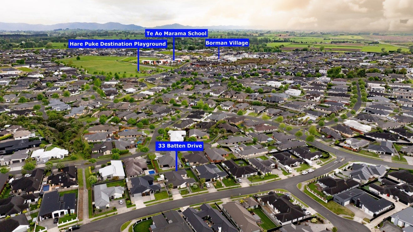 33 Batten Drive, Flagstaff, Hamilton - Carousel 2