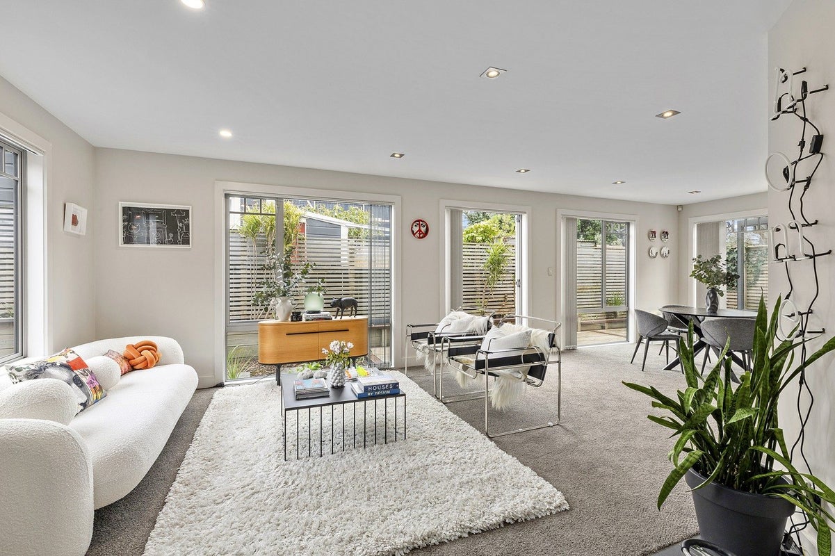 41 Forres Street, Seatoun, Wellington - Carousel 1