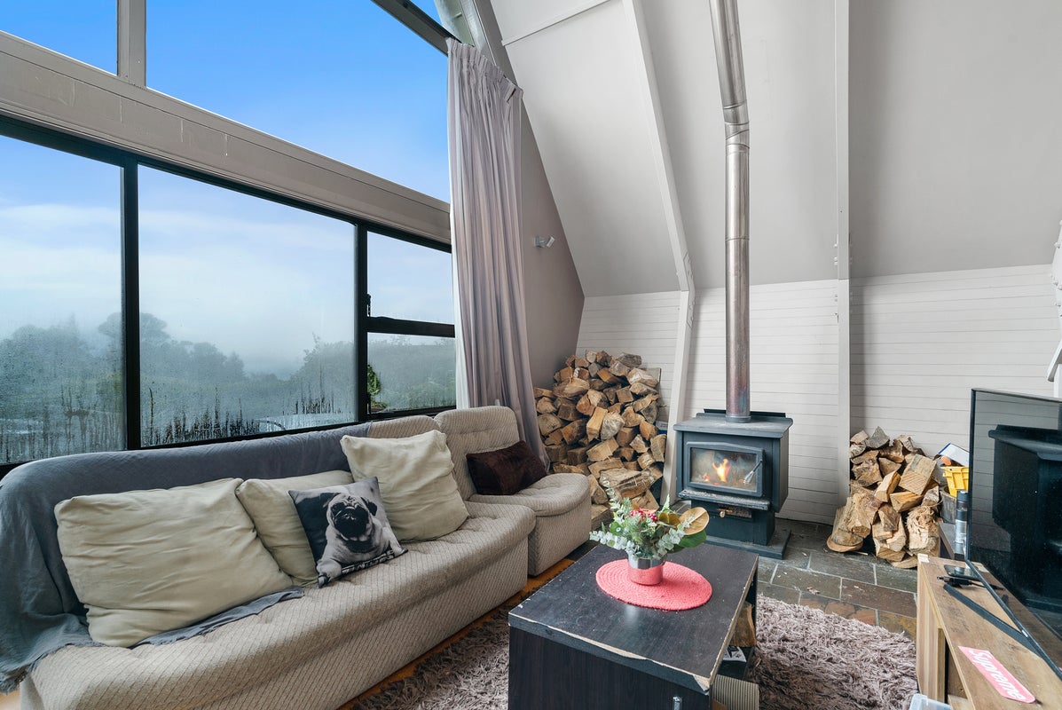 53 Arawata Terrace, Sunshine Bay, Queenstown - Carousel 2