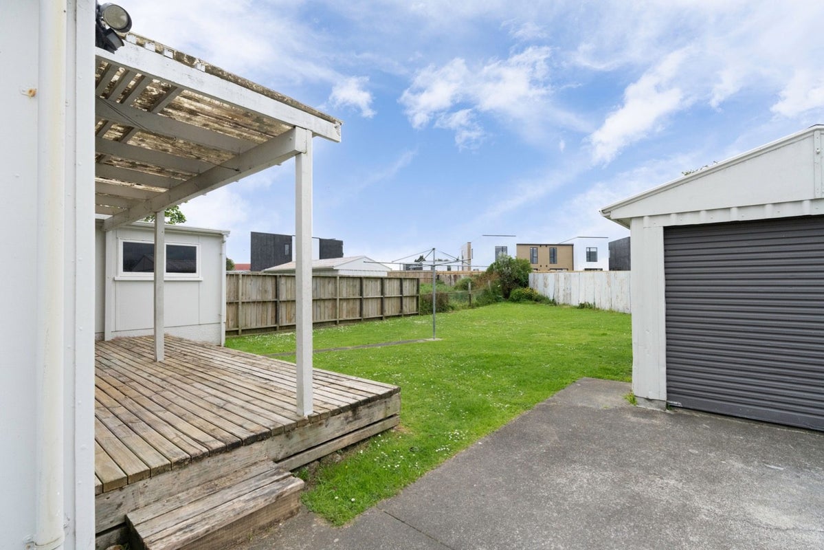 7 Mahoe Street, Levin, Levin - Carousel 13