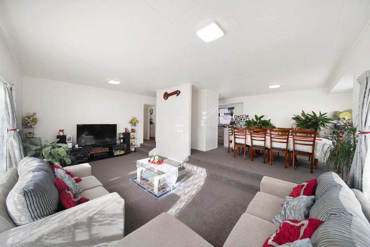 17 Kopara Place, Manurewa, Manukau City, Auckland - Carousel 2